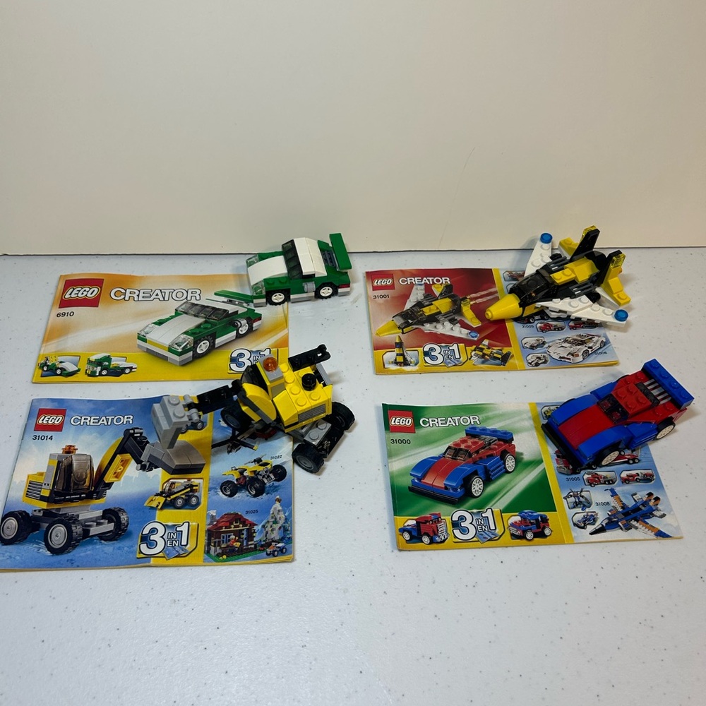LEGO Creator 3-in-1 Building Set - Multicolor